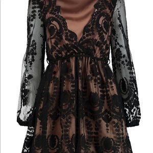 boutique-lace-plunge-skater-dress